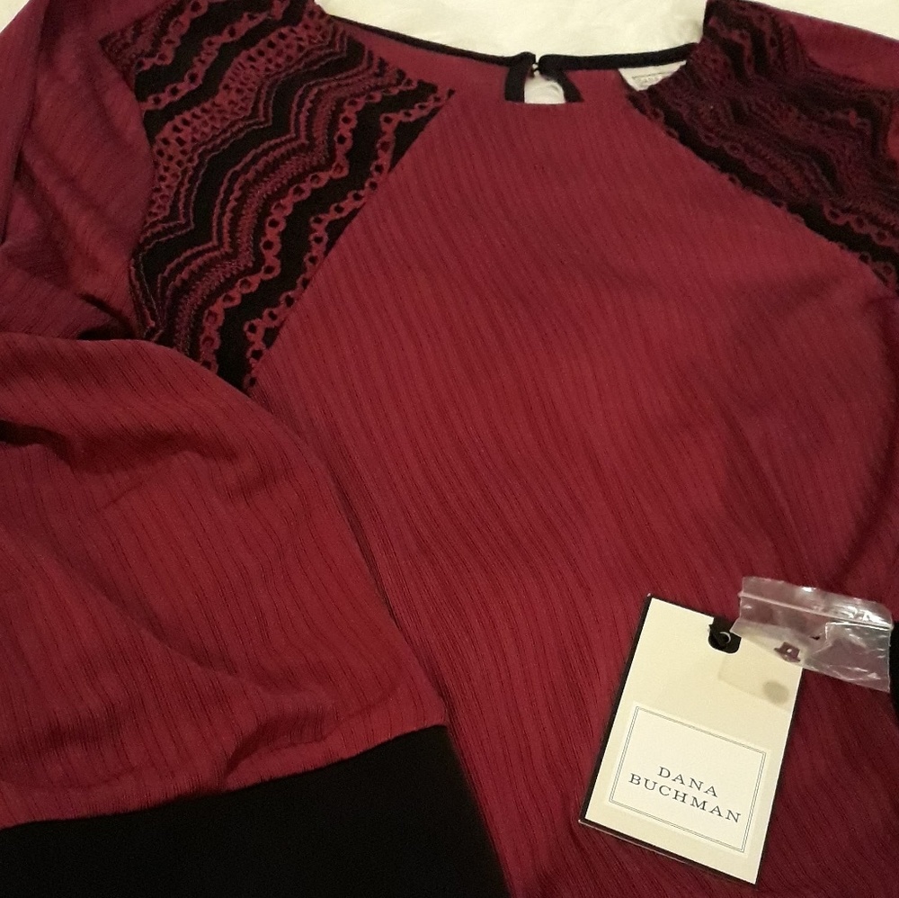 NWT Dana Buchanan Top